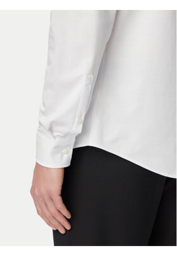 Calvin Klein Koszula LV019EU146 Biały Slim Fit. Kolor: biały. Materiał: syntetyk