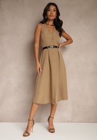 Renee - Ciemnobeżowa Rozkloszowana Sukienka z Guzikami Folunira. Kolor: beżowy. Sezon: lato, wiosna. Styl: elegancki