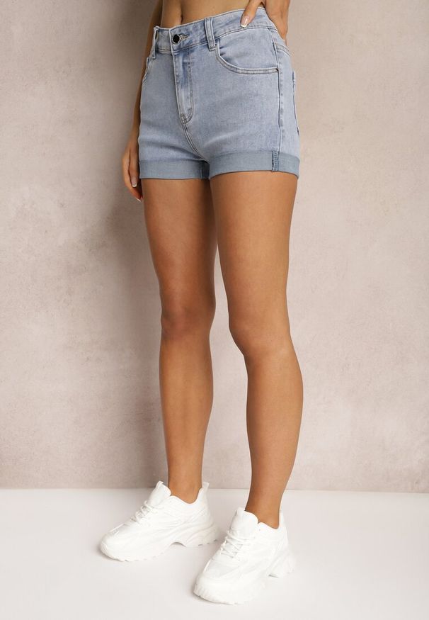 Renee - Niebieskie Szorty Jeansowe High Waist z Dodatkiem Bawełny Neldara. Okazja: na co dzień. Stan: podwyższony. Kolor: niebieski. Materiał: bawełna, jeans. Styl: klasyczny, casual, elegancki