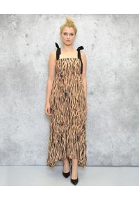 EMMA & GAIA - Długa sukienka w zwierzęcy print. Kolor: brązowy. Materiał: wiskoza. Wzór: motyw zwierzęcy, nadruk. Typ sukienki: sportowe. Styl: sportowy. Długość: maxi #1