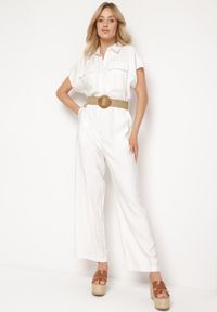 Born2be - Biały Kombinezon Utility z Paskiem Plecionym z Okrągłą Klamrą Vesalia. Okazja: na co dzień. Kolor: biały. Długość rękawa: krótki rękaw. Długość: krótkie. Wzór: aplikacja. Styl: klasyczny, casual, elegancki #4