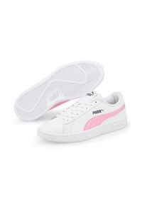 Buty do chodzenia dla dzieci Puma Smash V2 L JR. Zapięcie: sznurówki. Kolor: biały, różowy, wielokolorowy. Materiał: syntetyk, tkanina, materiał. Szerokość cholewki: normalna. Sport: turystyka piesza