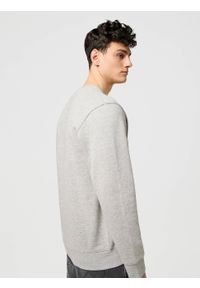 Wrangler - MĘSKA BLUZA WRANGLER SMALL GRAPHIC CREW MID GREY MEL 112371516 #6
