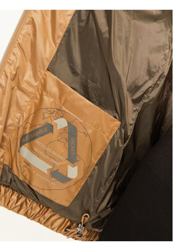Geox Kurtka zimowa Backsie W4628S T2843 F5233 Beżowy Regular Fit. Kolor: beżowy. Materiał: syntetyk. Sezon: zima