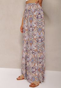 Renee - Jasnoniebieskie Spodnie z Rozszerzanymi Nogawkami z Wiskozy High Waist z Gumką w Talii Nasie. Stan: podwyższony. Kolor: niebieski. Materiał: wiskoza. Długość: długie. Styl: klasyczny, elegancki #5