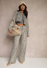Renee - Beżowa Krótka Jeansowa Kurtka Panterkowa z Bawełny Aridwen. Okazja: na co dzień. Kolor: beżowy. Materiał: bawełna, jeans. Długość rękawa: długi rękaw. Długość: krótkie. Styl: casual