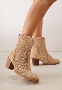 Born2be - Ciemnobeżowe Botki Kowbojki VICES na Stożku z Ażurową Cholewką Azivessa. Okazja: na co dzień. Kolor: beżowy. Materiał: jeans. Szerokość cholewki: normalna. Wzór: ażurowy. Sezon: wiosna. Obcas: na stożku. Styl: casual, klasyczny, boho #1