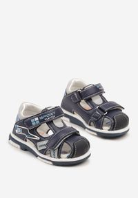 Born2be - Niebieskie Sandały Ozdobione Aplikacjami Kinolara. Okazja: na co dzień, na spacer. Zapięcie: rzepy. Kolor: niebieski. Wzór: aplikacja. Sezon: lato. Styl: casual #3