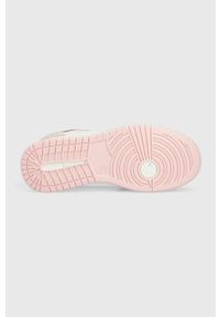 Answear Lab sneakersy kolor różowy. Nosek buta: okrągły. Kolor: różowy. Materiał: guma. Szerokość cholewki: normalna #5