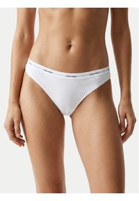 Calvin Klein Underwear Stringi LV00QD5357 Biały. Kolor: biały. Materiał: bawełna #1