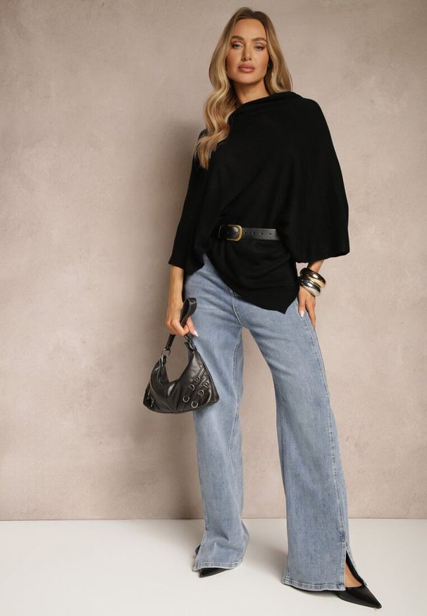 Renee - Czarna Bluzka Narzutka o Asymetrycznym Fasonie Oversize Daiko. Okazja: na co dzień. Kolor: czarny. Materiał: jeans. Długość rękawa: długi rękaw. Długość: długie. Styl: elegancki, casual