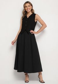 Born2be - Czarna Spódnica o Rozkloszowanym Kroju z Paskiem Vikirana. Okazja: na co dzień. Kolor: czarny. Styl: elegancki, casual #3