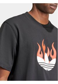 Adidas - adidas T-Shirt Flames Logo IS0178 Czarny Loose Fit. Kolor: czarny. Materiał: bawełna #6