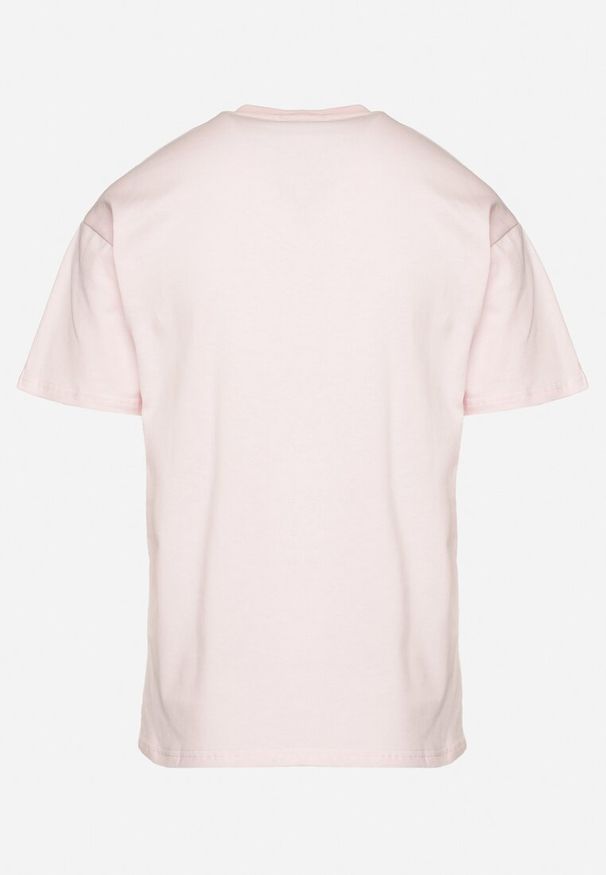 Born2be - Jasnoróżowy T-shirt ze Wzorem z Cyrkonii Olisellea. Okazja: na co dzień. Kolor: różowy. Materiał: bawełna. Styl: casual