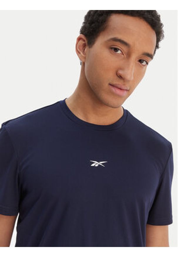 Reebok T-Shirt RK25602CCM Granatowy Regular Fit. Kolor: niebieski. Materiał: syntetyk