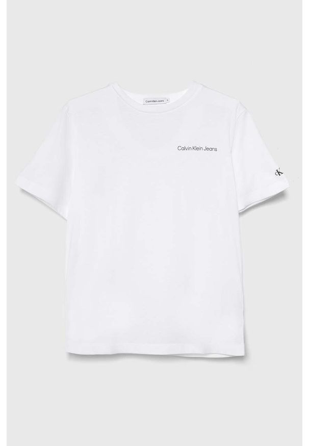 Calvin Klein Jeans t-shirt bawełniany dziecięcy kolor biały z nadrukiem. Kolor: biały. Materiał: bawełna. Wzór: nadruk. Styl: klasyczny