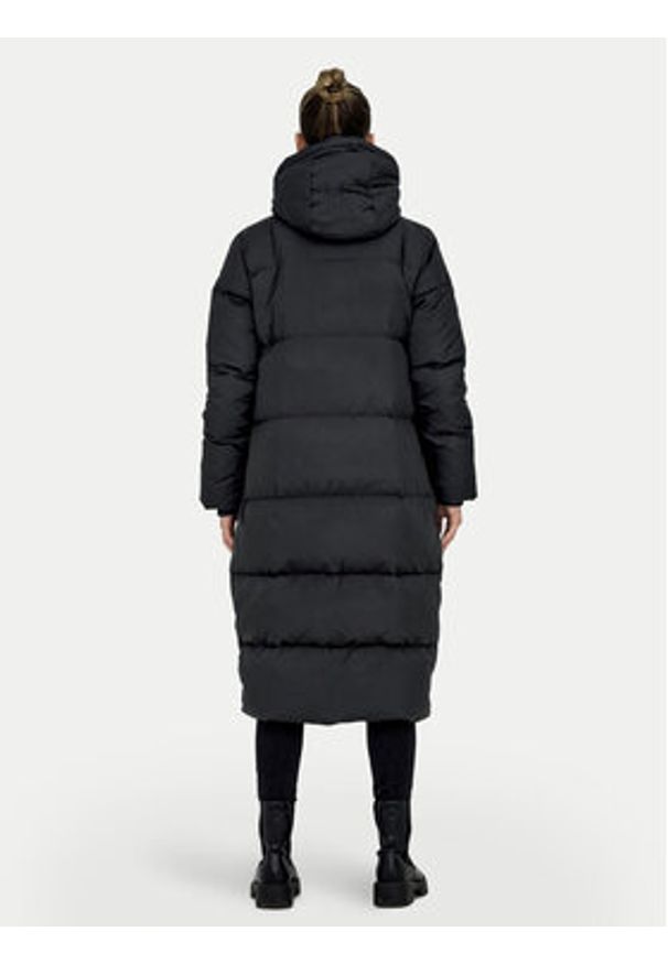 only - ONLY Płaszcz zimowy Alice 15276961 Czarny Regular Fit. Kolor: czarny. Materiał: syntetyk. Sezon: zima