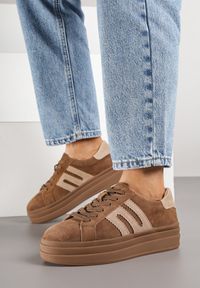 Born2be - Brązowe Zamszowe Sneakersy na Grubej Podeszwie ze Skórzaną Wkładką i Naszywką Rilaressa. Okazja: na co dzień. Kolor: brązowy. Materiał: zamsz, skóra. Wzór: aplikacja #5