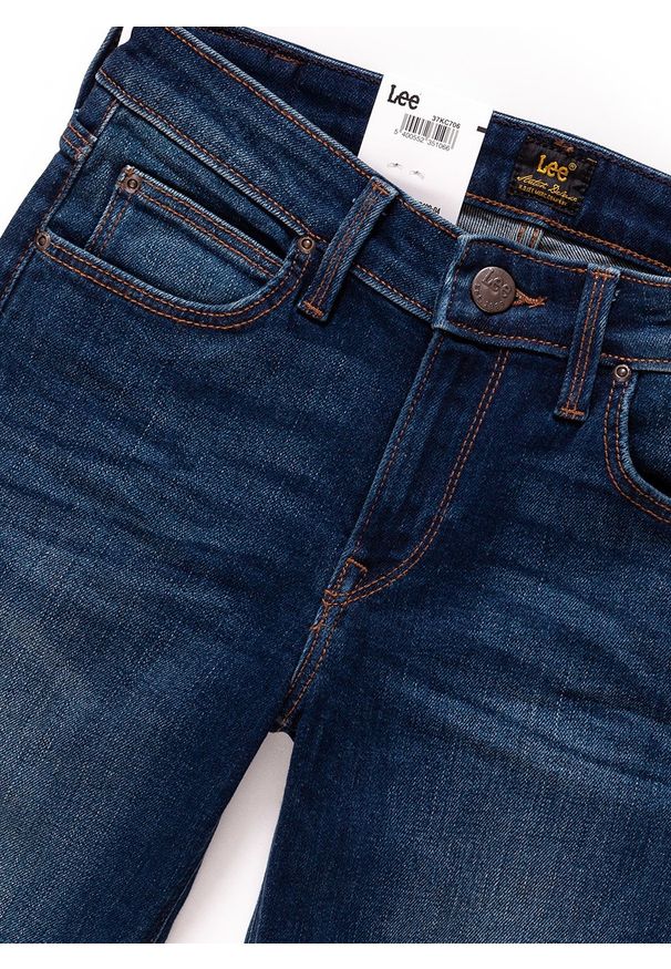 Lee - SPODNIE DAMSKIE LEE SCARLETT MEAN STREAKS L526KIMS 112111699. Wzór: aplikacja