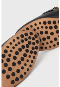 Tory Burch Mokasyny skórzane damskie kolor czarny na płaskim obcasie. Nosek buta: okrągły. Kolor: czarny. Materiał: skóra. Obcas: na obcasie. Wysokość obcasa: niski #5