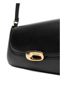 Calvin Klein Torebka Hardware Flap Shoulder Bag LV04F3146G Czarny. Kolor: czarny. Materiał: skórzane #5