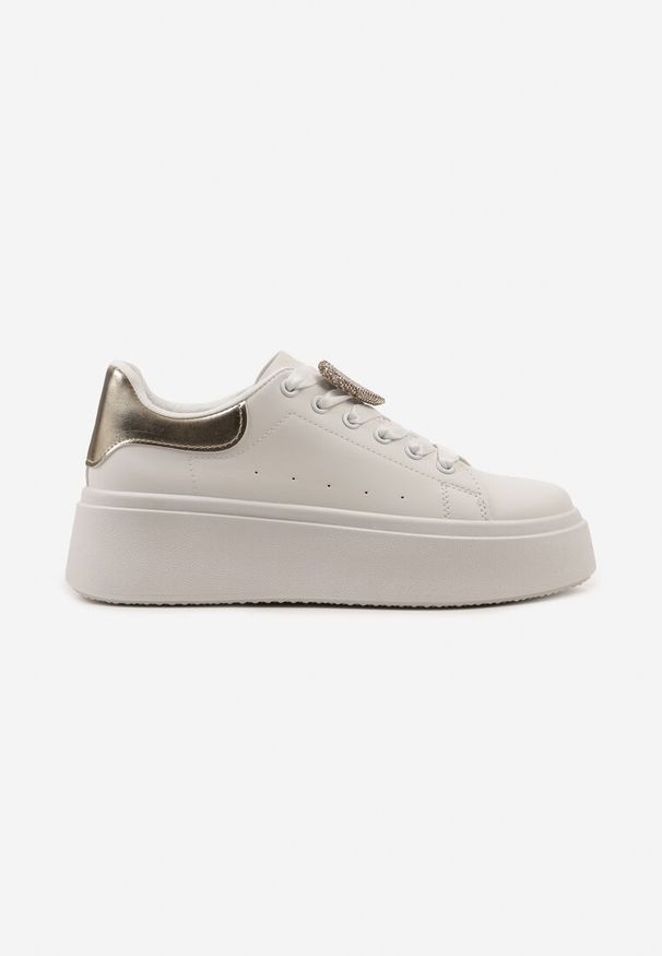 Renee - Biało-Złote Wiązane Casualowe Sneakersy na Platformie z Cyrkoniami i Metalową Aplikacją Illita. Okazja: na co dzień. Nosek buta: okrągły. Kolor: biały. Materiał: materiał. Wzór: aplikacja. Obcas: na platformie. Wysokość obcasa: niski