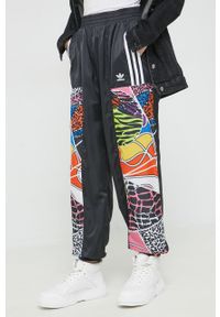 adidas Originals spodnie dresowe damskie kolor czarny wzorzyste. Stan: podwyższony. Kolor: czarny. Materiał: dresówka #4