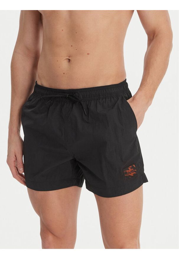 Hugo - HUGO Szorty kąpielowe Dominica 50493450 Czarny Regular Fit. Kolor: czarny. Materiał: syntetyk