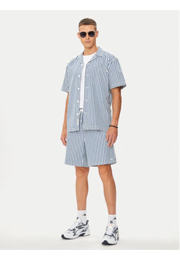 Mustang Szorty materiałowe Jim 1015277 Niebieski Regular Fit. Kolor: niebieski. Materiał: bawełna