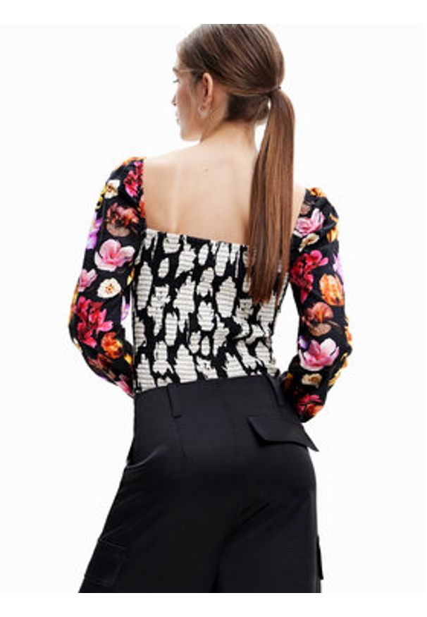 Desigual Body MONSIEUR CHRISTIAN LACROIX Veneze 23SWQW03 Czarny Slim Fit. Kolor: czarny. Materiał: wiskoza