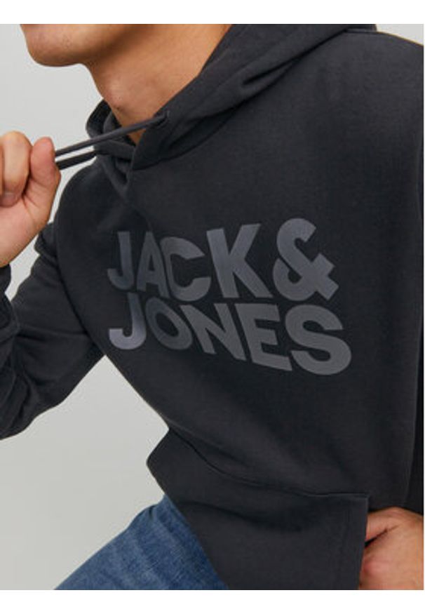 Jack & Jones Bluza Corp 12152840 Czarny Standard Fit. Kolor: czarny. Materiał: syntetyk, bawełna