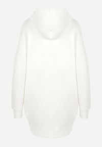 Born2be - Biała Bluza z Kapturem Dagdere. Typ kołnierza: kaptur. Kolor: biały. Materiał: dzianina, jeans, polar. Długość rękawa: długi rękaw. Długość: długie. Wzór: gładki. Sezon: zima, jesień. Styl: sportowy