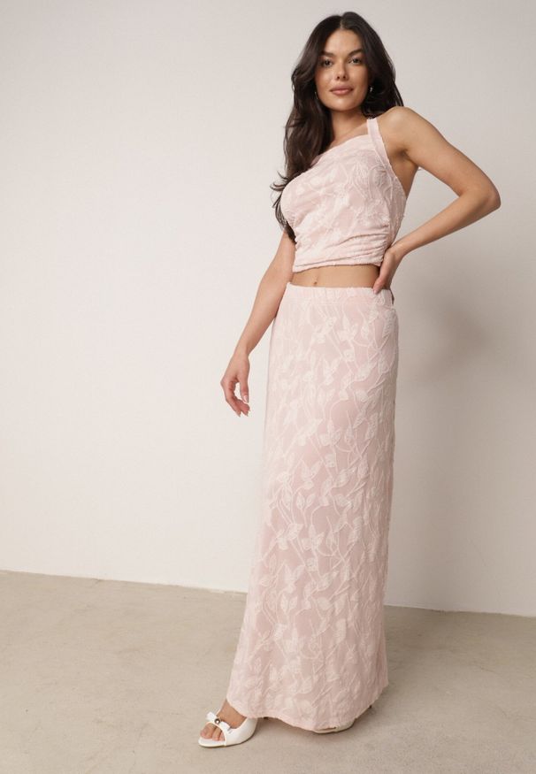 Born2be - Różowy Letni Komplet z Domieszką Wiskozy Bluzka z Wiązaniem z Tyłu i Spódnica Mairir. Kolor: różowy. Materiał: wiskoza