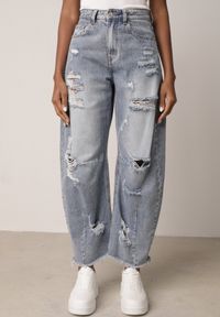 Born2be - Niebieskie Bawełniane Jeansy Balloon z Wysokim Stanem i z Prztarciami Dziurami Typhaea. Okazja: na co dzień. Stan: podwyższony. Kolor: niebieski. Styl: casual, elegancki #8