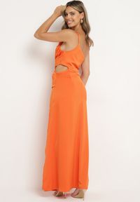 Born2be - Pomarańczowa Satynowa Sukienka Asymetryczna Koktajlowa z Wycięciami w Talii i Drapowaniem Ciafisa. Kolor: pomarańczowy. Materiał: satyna. Typ sukienki: asymetryczne. Styl: wizytowy #7