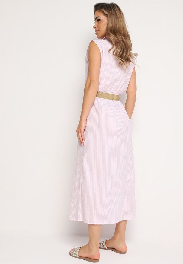 Born2be - Jasnoróżowa Bawełniana Sukienka Koszulowa z Gumką w Talii i Paskiem z Klamrą Xalorea. Kolor: różowy. Materiał: bawełna. Wzór: paski. Typ sukienki: koszulowe