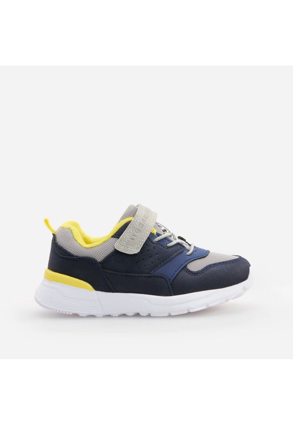 Reserved - Sneakersy z łączonych materiałów - Granatowy. Kolor: niebieski. Materiał: materiał