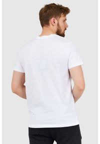 Balmain - BALMAIN Biały t-shirt męski z małym aksamitnym logo, Rozmiar XXL. Kolor: biały