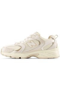 Buty unisex New Balance MR530AA – beżowe. Okazja: na co dzień. Kolor: beżowy. Materiał: tworzywo sztuczne. Szerokość cholewki: normalna. Sezon: lato #2