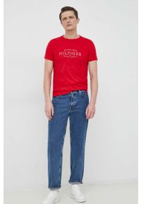 TOMMY HILFIGER - Tommy Hilfiger t-shirt bawełniany kolor czerwony z nadrukiem. Kolor: czerwony. Materiał: bawełna. Wzór: nadruk #3