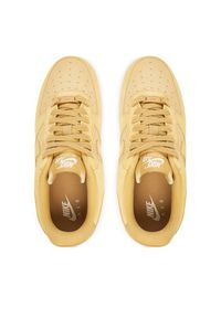 Nike Sneakersy Air Force 1'07 HJ5336 700 Beżowy. Kolor: beżowy. Materiał: skóra, zamsz. Model: Nike Air Force #2