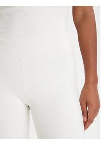 Guess Legginsy V6RB11 KD952 Écru Slim Fit. Kolor: kremowy. Materiał: syntetyk #4