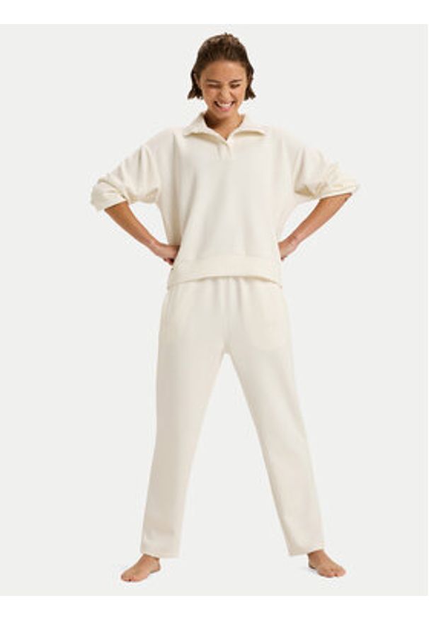 Roxy Spodnie dresowe Rise & Vibe Sweets ERJNP03660 Écru Regular Fit. Materiał: syntetyk