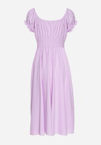 Born2be - Fioletowa Sukienka z Bawełną Typu Hiszpanka z Ozdobnymi Bufkami Lunaleia. Okazja: na co dzień. Typ kołnierza: dekolt hiszpanka. Kolor: fioletowy. Materiał: bawełna. Styl: klasyczny, casual, elegancki #2