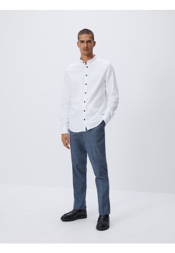 Reserved - Koszula super slim z bawełny egipskiej - biały. Kolor: biały. Materiał: bawełna