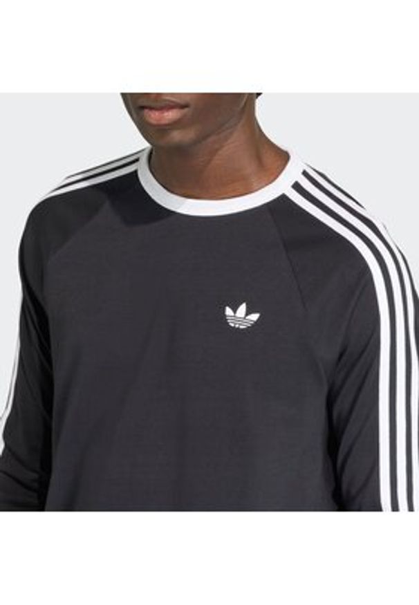 Adidas - adidas Longsleeve 3-Stripes KE3546 Czarny Regular Fit. Kolor: czarny. Materiał: bawełna. Długość rękawa: długi rękaw