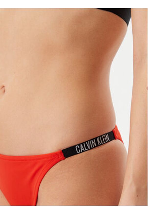 Calvin Klein Swimwear Dół od bikini KW0KW02891 Czerwony. Kolor: czerwony. Materiał: syntetyk
