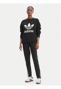 Adidas - adidas Bluza Trefoil Crew FM3272 Czarny Regular Fit. Kolor: czarny. Materiał: bawełna #4