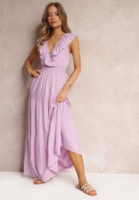 Renee - Fioletowa Rozkloszowana Sukienka Maxi z Gumką w Talii i Falbanką Laylani. Typ kołnierza: kołnierz z falbankami. Kolor: fioletowy. Długość rękawa: bez rękawów. Długość: maxi #7