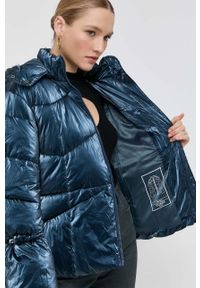 Guess kurtka damska kolor granatowy zimowa. Okazja: na co dzień. Kolor: niebieski. Sezon: zima. Styl: casual #5